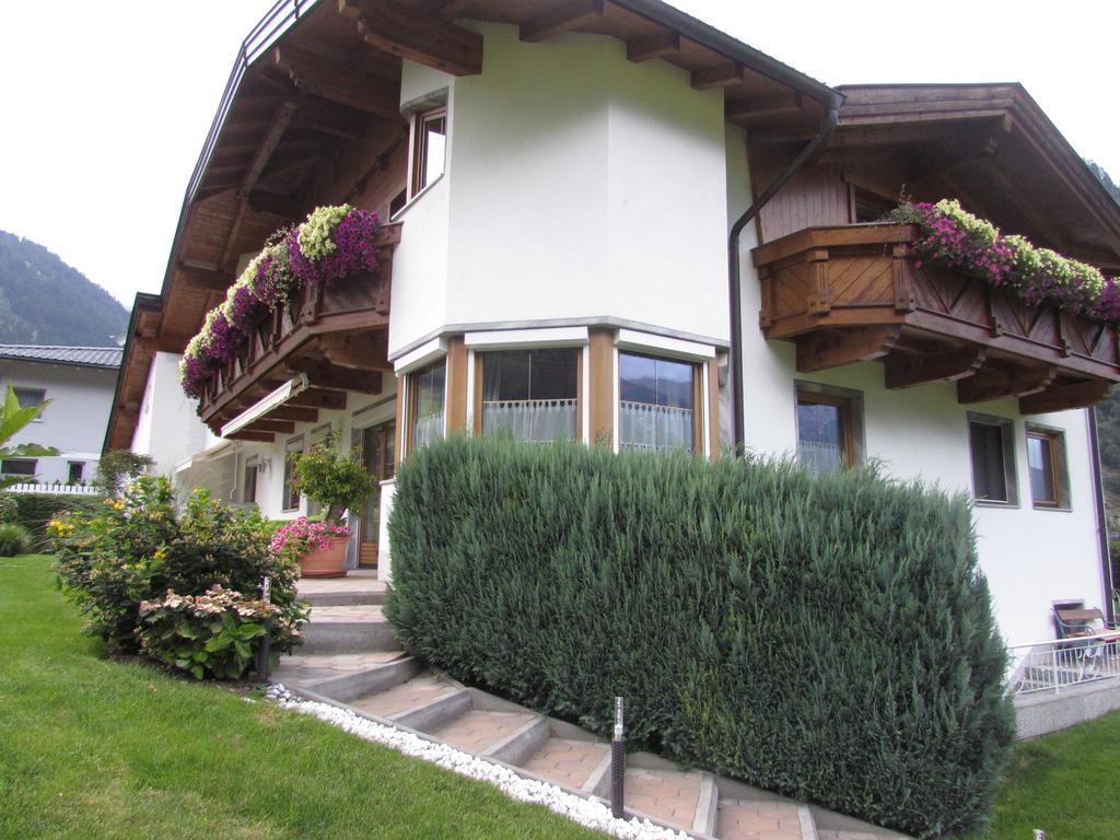 Haus Egger Apartment Neustift im Stubaital Room photo